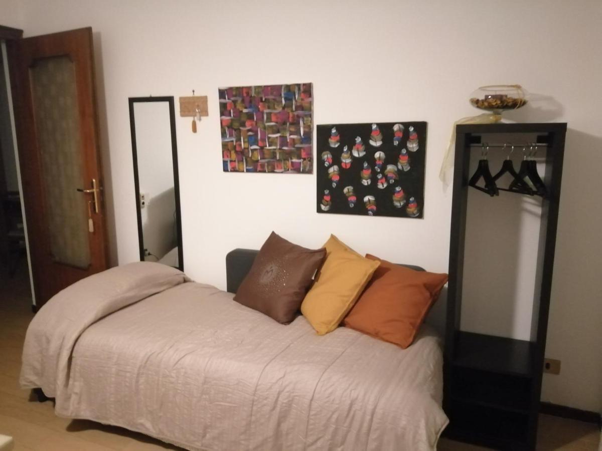 Ferienwohnung L'Approdo Del Re Caserta Exterior foto