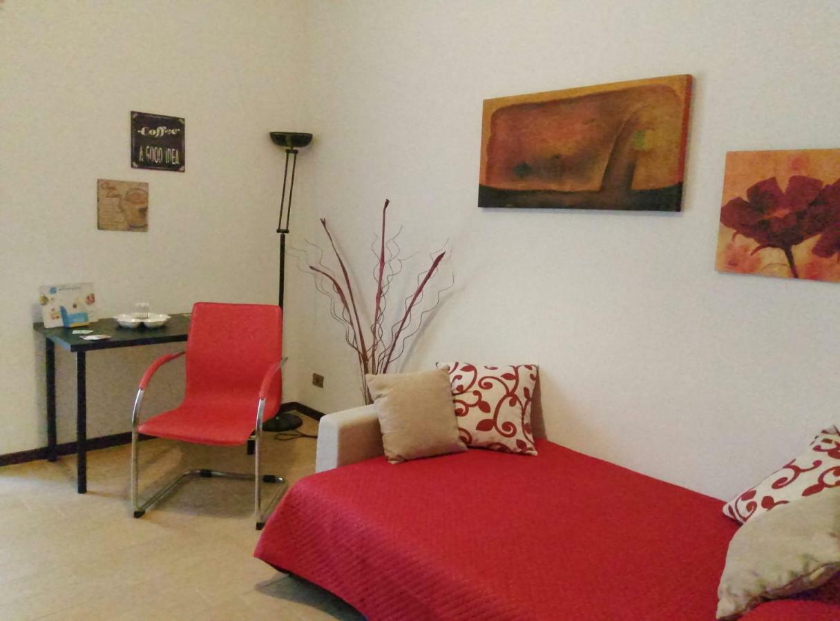 Ferienwohnung L'Approdo Del Re Caserta Exterior foto